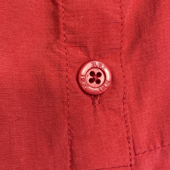 REI Sahara top - Picture 3 of 8